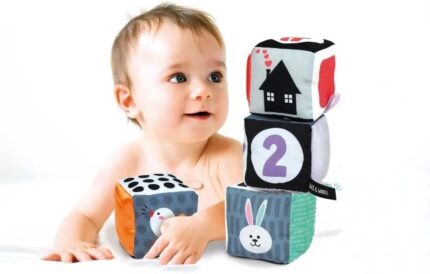 BLACK & WHITE SOFT ACTIVITY CUBES