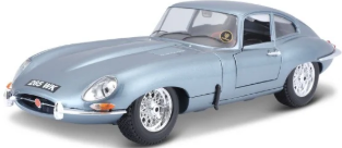 Bburago 1:18 Jaguar E-type Coupe (1961) – Silver Blue
