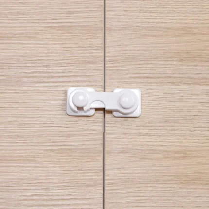 Dreambaby Glass Door & Cabinet Latch