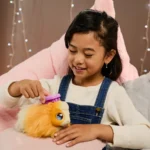 Little Live Pets Mama Surprise – Mama Guinea Pig & Hutch