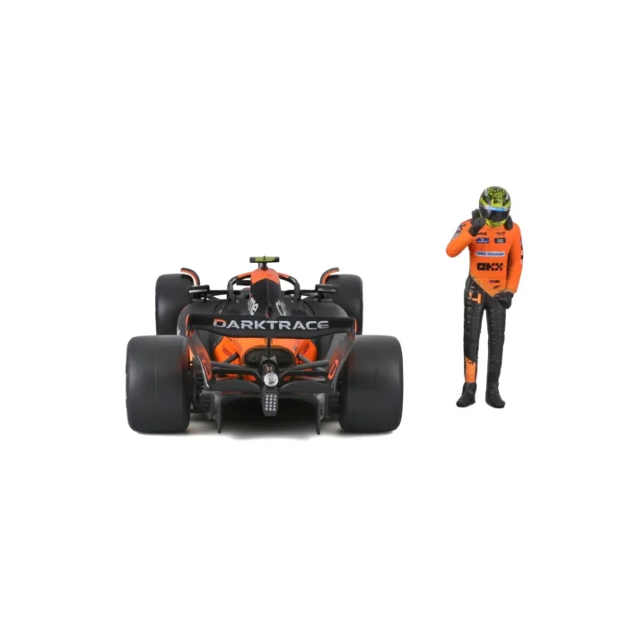 Bburago 1:24 McLaren MCL38 #4 Lando Norris with Driver Figure