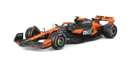 Bburago 1:24 McLaren MCL38 #4 Lando Norris with Helmet & Display Case