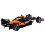 Bburago 1:24 McLaren MCL38 #4 Lando Norris with Helmet & Display Case