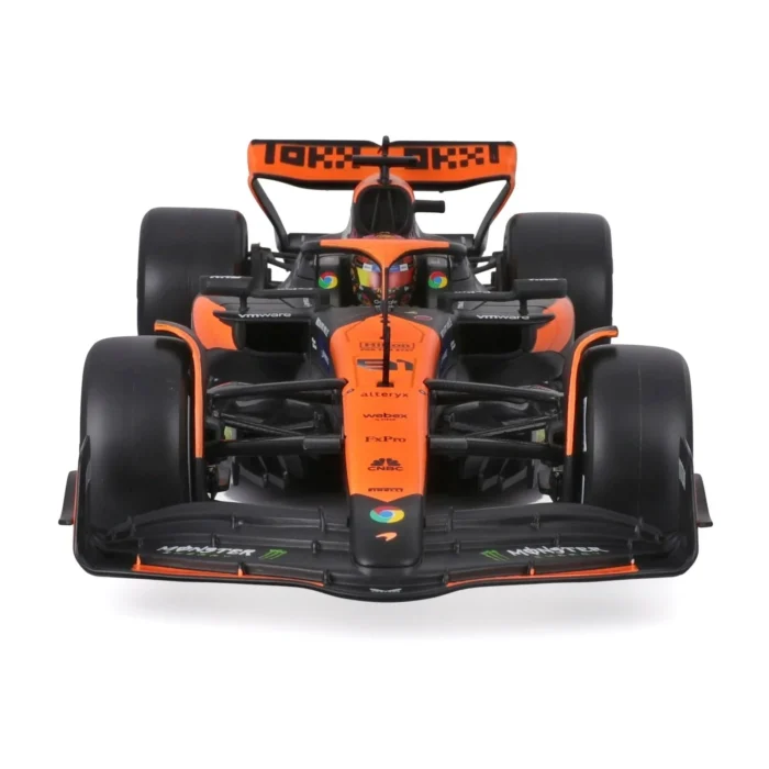 Bburago 1:24 McLaren MCL38 #81 Oscar Piastri with Helmet & Display Cas