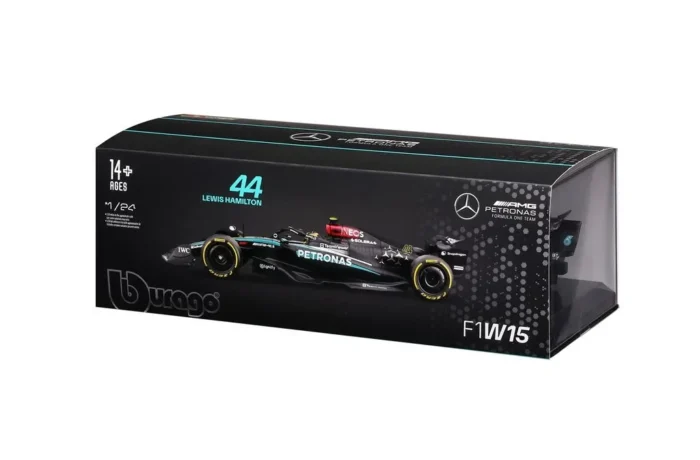 Bburago 1:24 Mercedes-AMG Petronas F1 W15 #44 Lewis Hamilton with Helm
