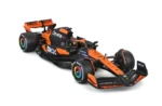 Bburago 1:24 Model Kit McLaren MCL38 #81 Oscar Piastri