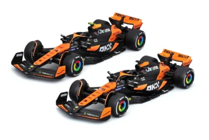 Bburago 1:43 McLaren MCL38 2-Pack