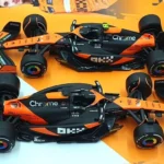Bburago 1:43 McLaren MCL38 Twin Pack