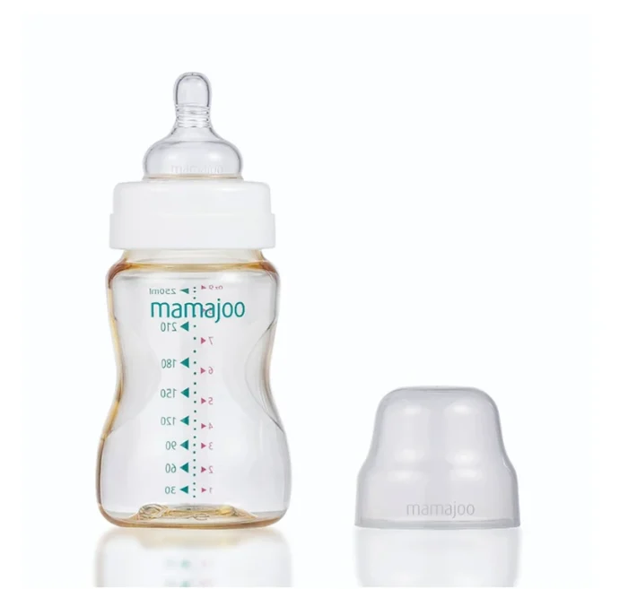 MamaJoo Gold Feeding Bottle 250 ml & Anti-Colic Silicone Teat Medium